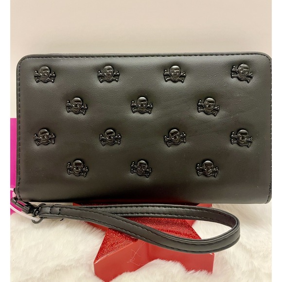 BETSEY JOHNSON Black Faux Leather Studded Skull and Cross Bones Wristlet Wallet - Picture 1 of 3